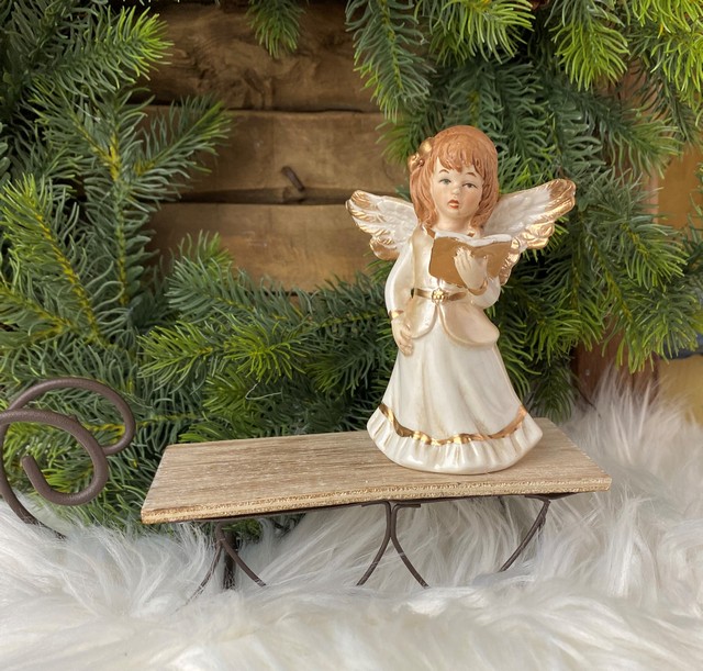 Vianočná dekorácia Anjelik s knižkou