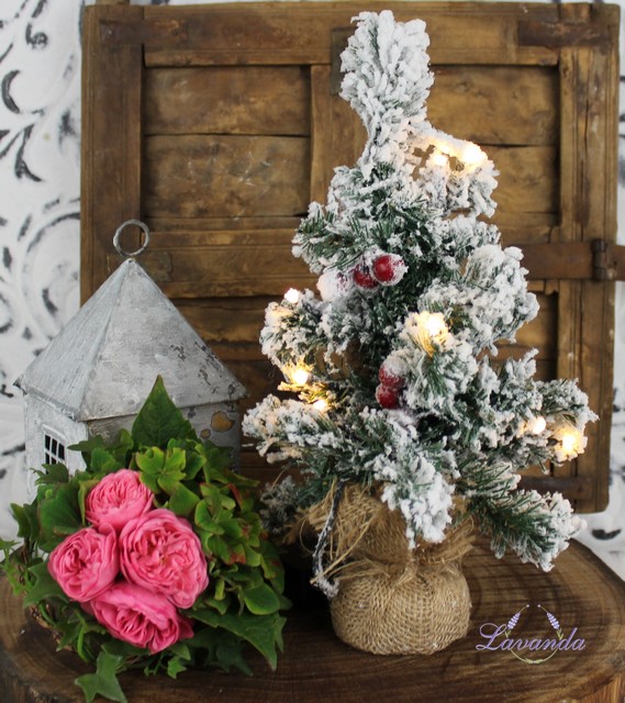 Dekorácia vianočný stromček so svetielkami, 30 cm