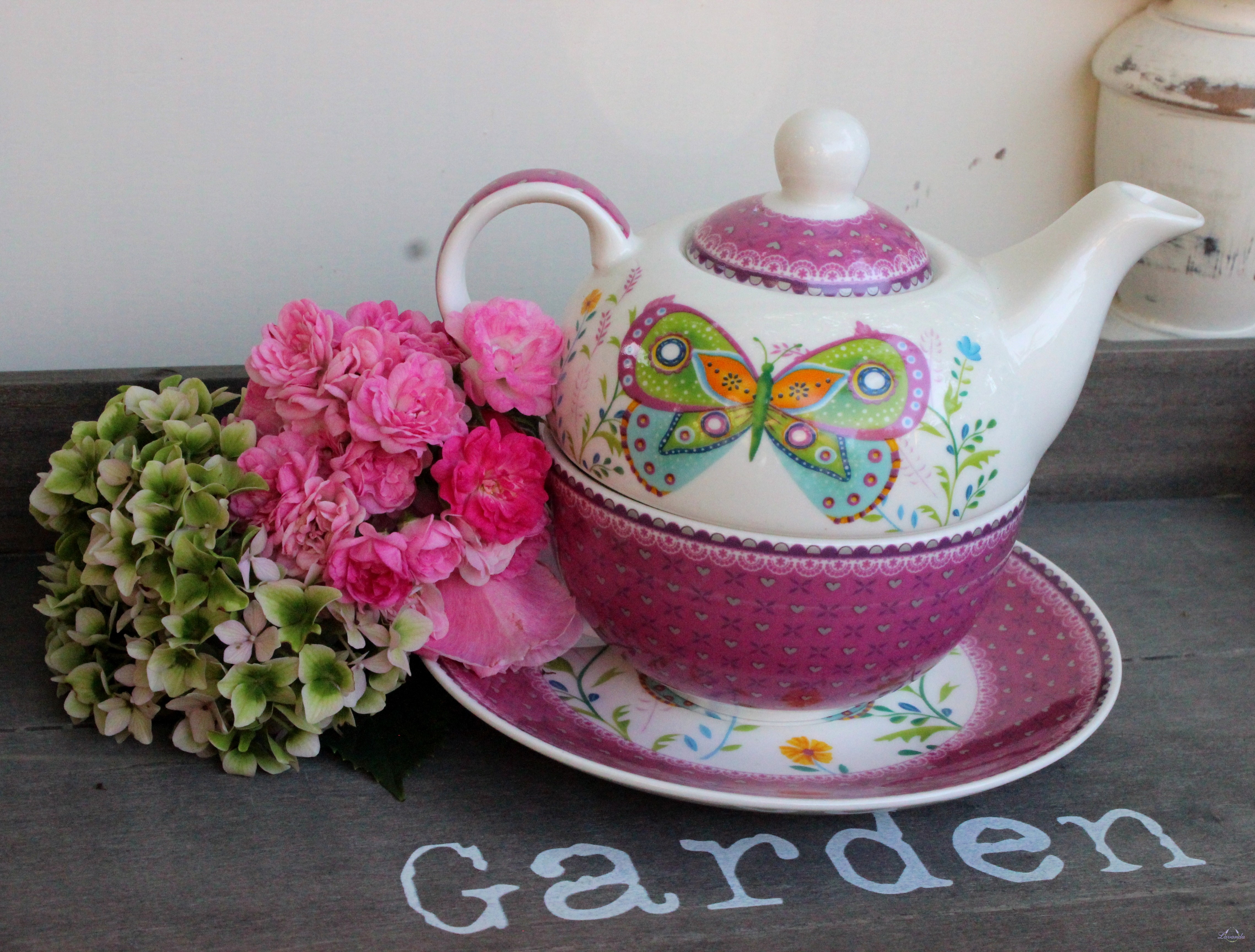 Sada na čaj Butterfly - čajník, šálka a tanierik