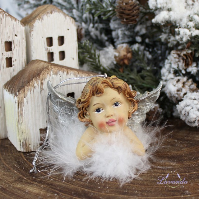 Vianočná ozdoba Anjelik s pierkami, strieborná