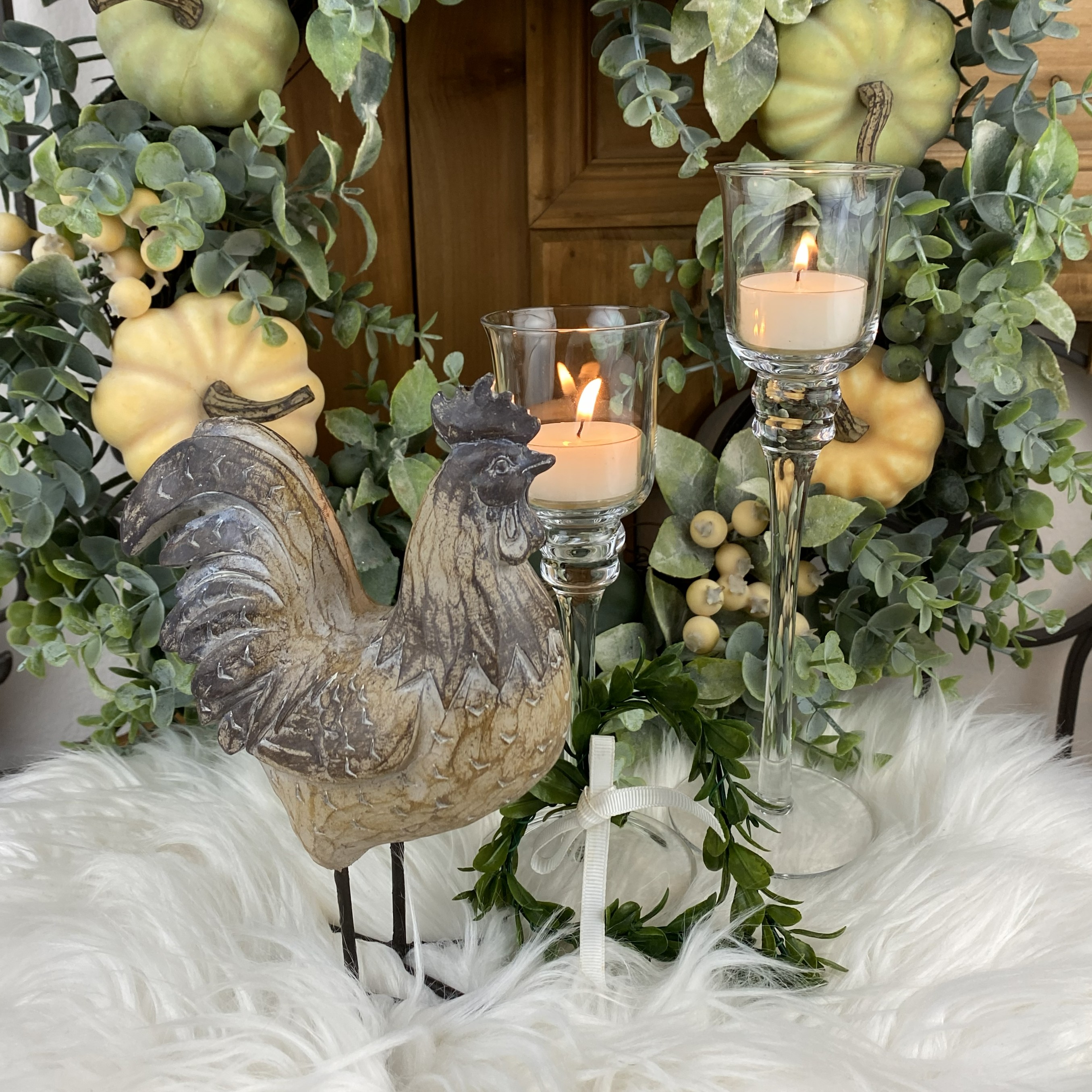 Sklenený svietnik na stopke,  22cm