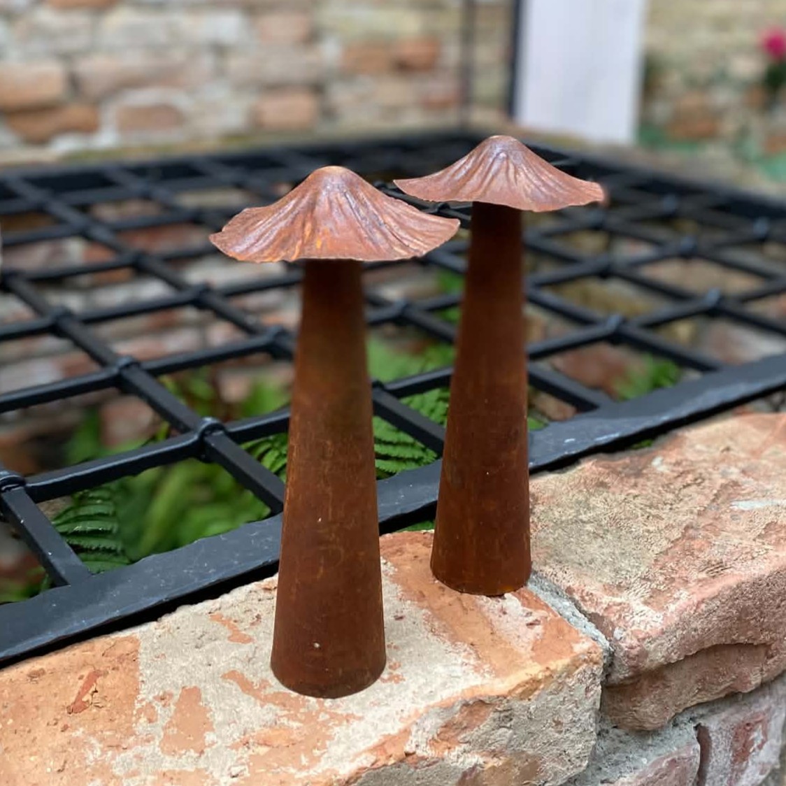Kovová dekorácia Hríbik, 22cm