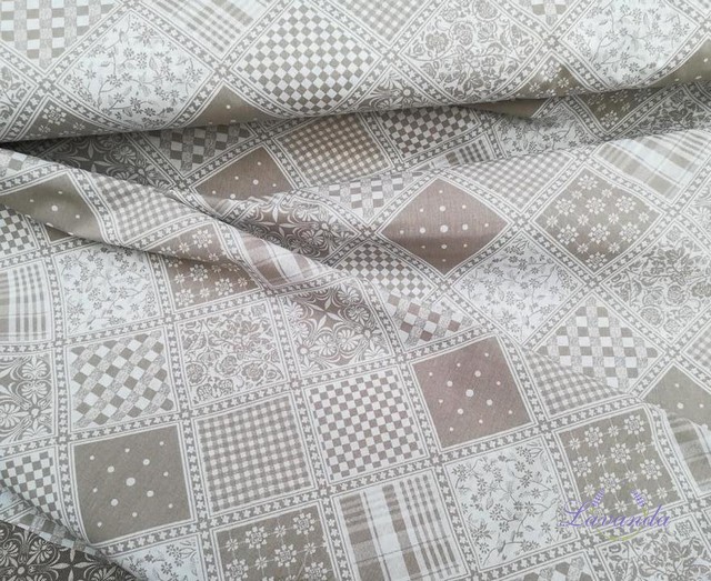 Látka Patchwork, béžovosmotanová